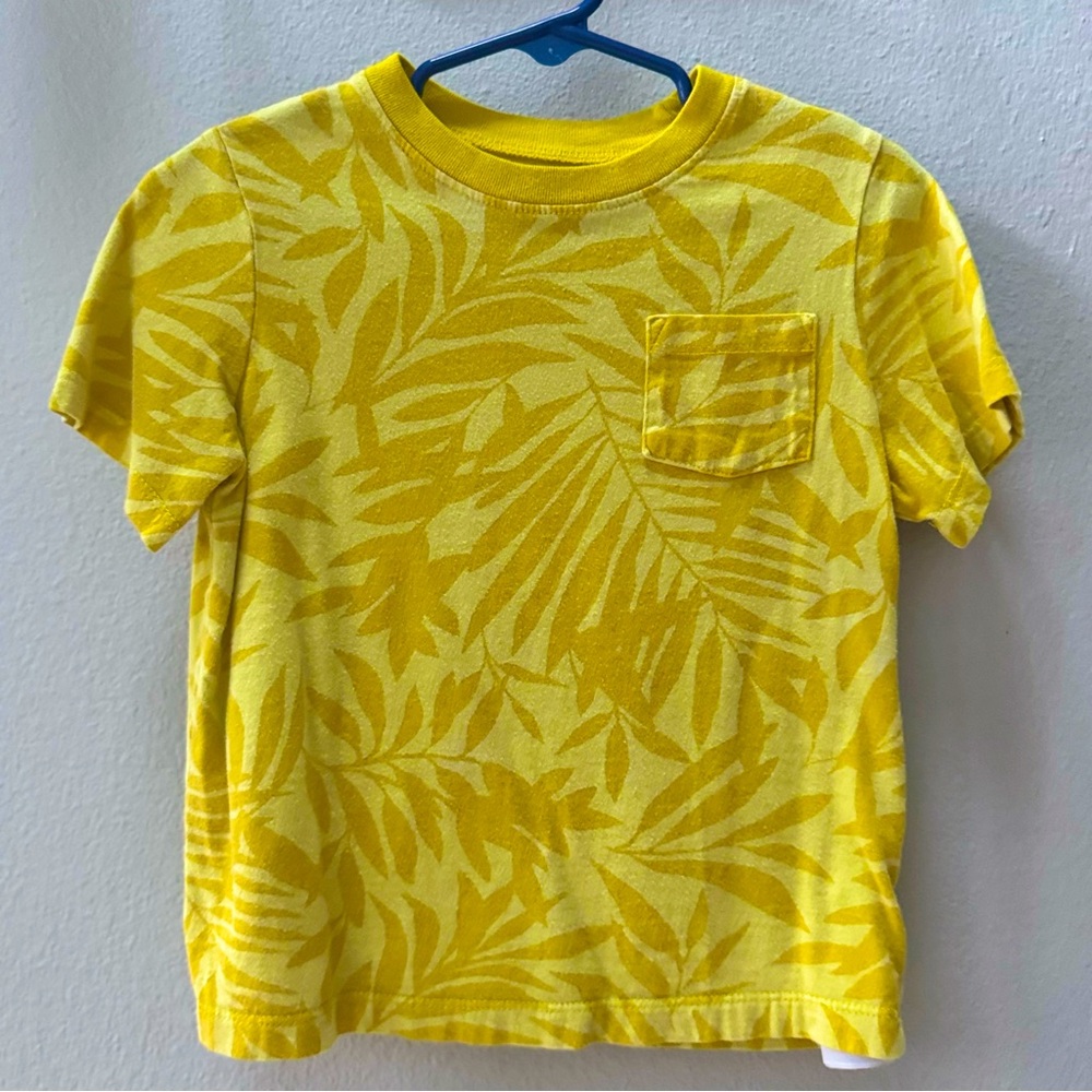 GAP Yellow Short Sleeve Tees Tropical Print